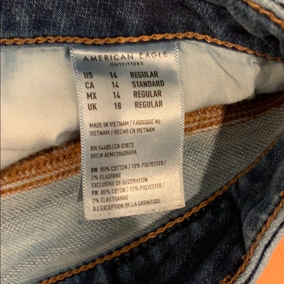 American Eagle Jeans - Picture 8 of 9